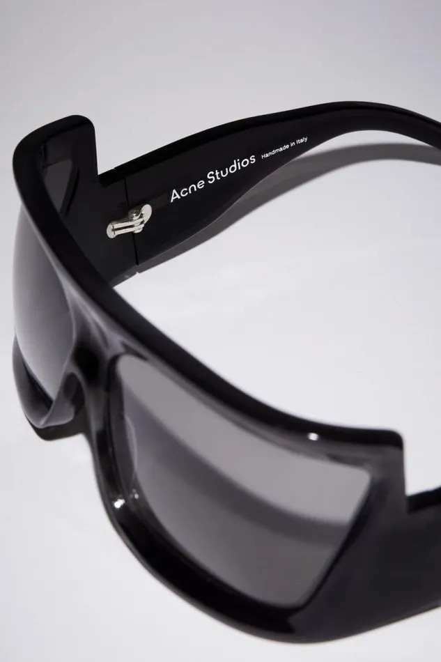Acne Studios Frame Sunglasses Black Women Eyewear