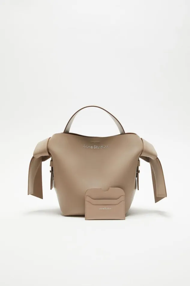 Acne Studios Leather Card Holder Taupe Beige Men Small Leather Goods Acne Studios Leather Card Holder Taupe Beige Men Small Leather Goods