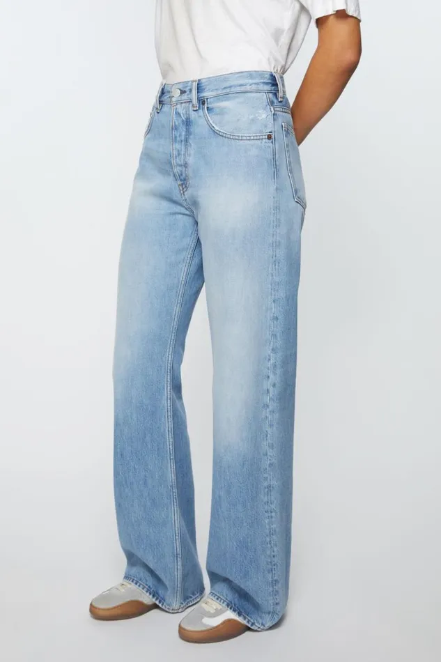 Acne Studios Loose Fit Jeans 8211 2021F Light Blue Women Jeans Acne Studios Loose Fit Jeans 8211 2021F Light Blue Women Jeans