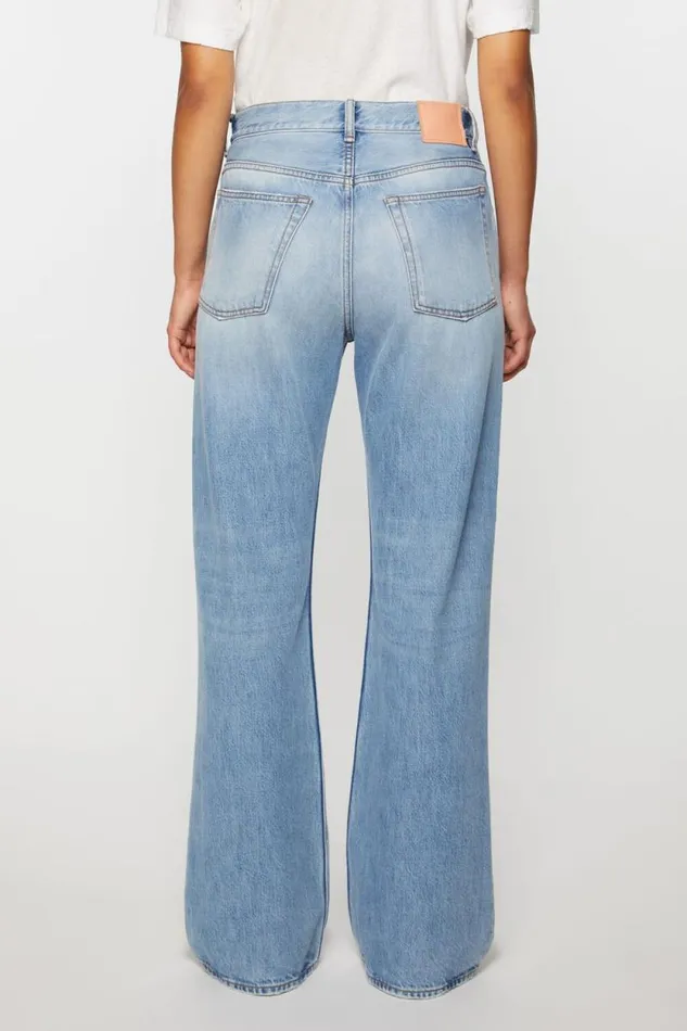 Acne Studios Loose Fit Jeans 8211 2021F Light Blue Women Jeans Acne Studios Loose Fit Jeans 8211 2021F Light Blue Women Jeans
