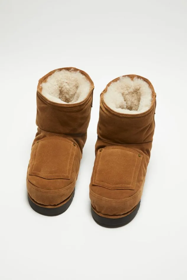 Acne Studios Low Boots Printed Leather Tobacco Brown Men Shoes Acne Studios Low Boots Printed Leather Tobacco Brown Men Shoes