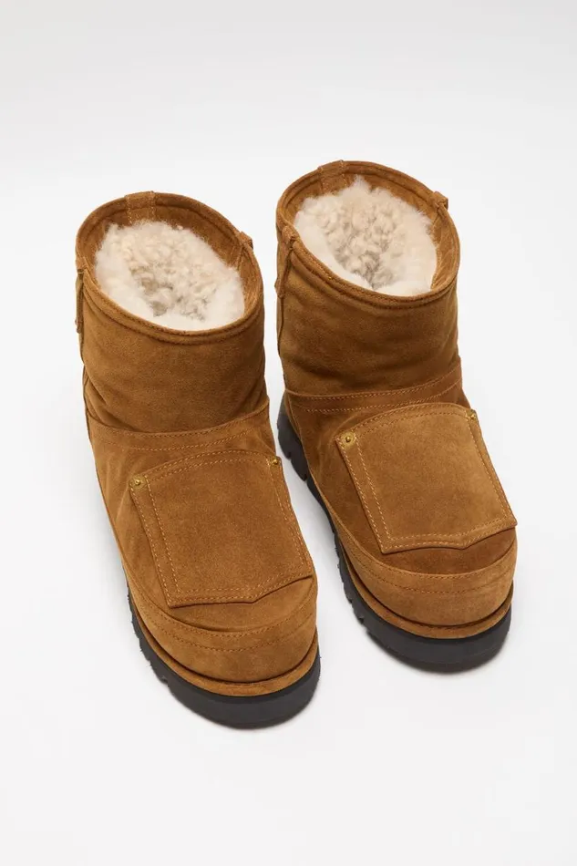 Acne Studios Low Boots Printed Leather Tobacco Brown Men Shoes Acne Studios Low Boots Printed Leather Tobacco Brown Men Shoes