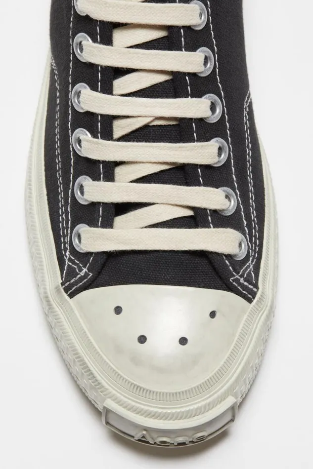 Acne Studios Low Top Sneakers Blackoff White Men Shoes