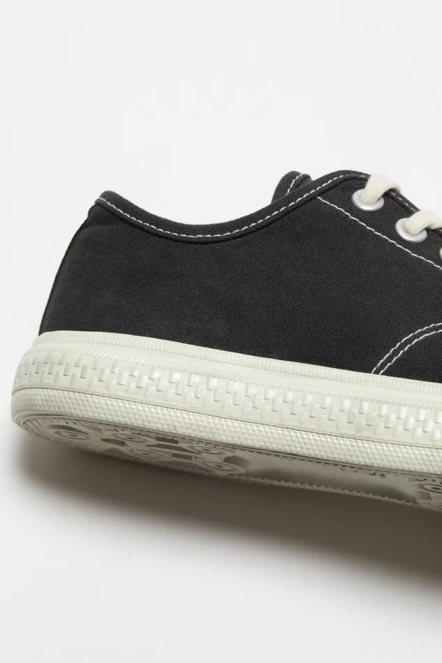 Acne Studios Low Top Sneakers Blackoff White Men Shoes