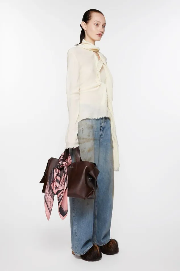 Acne Studios Print Silk Scarf Pinkblack Women Scarves Acne Studios Print Silk Scarf Pinkblack Women Scarves