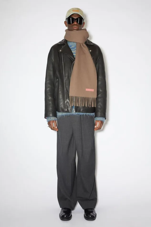 Acne Studios Wool Scarf Pink Label 8211 Narrow Warm Beige Men Scarves Acne Studios Wool Scarf Pink Label 8211 Narrow Warm Beige Men Scarves