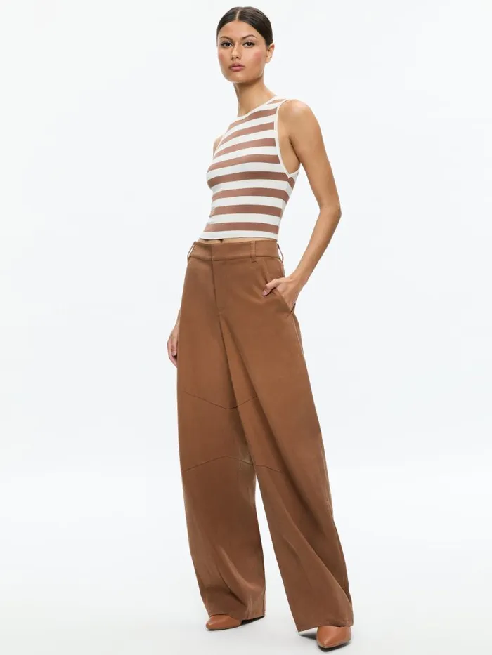 Alice Olivia ANDRE FITTED CROPPED TANK Off Whitecamel Women Tops