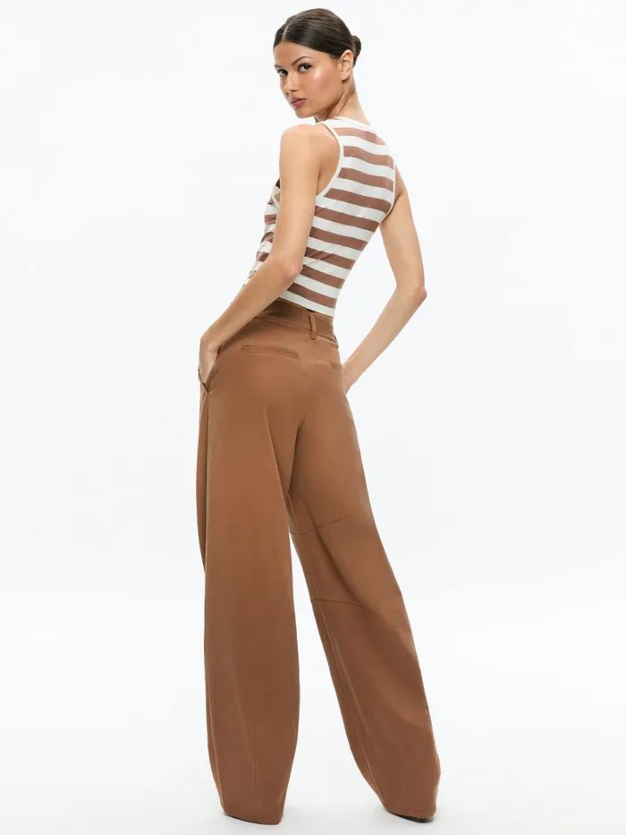 Alice Olivia ANDRE FITTED CROPPED TANK Off Whitecamel Women Tops