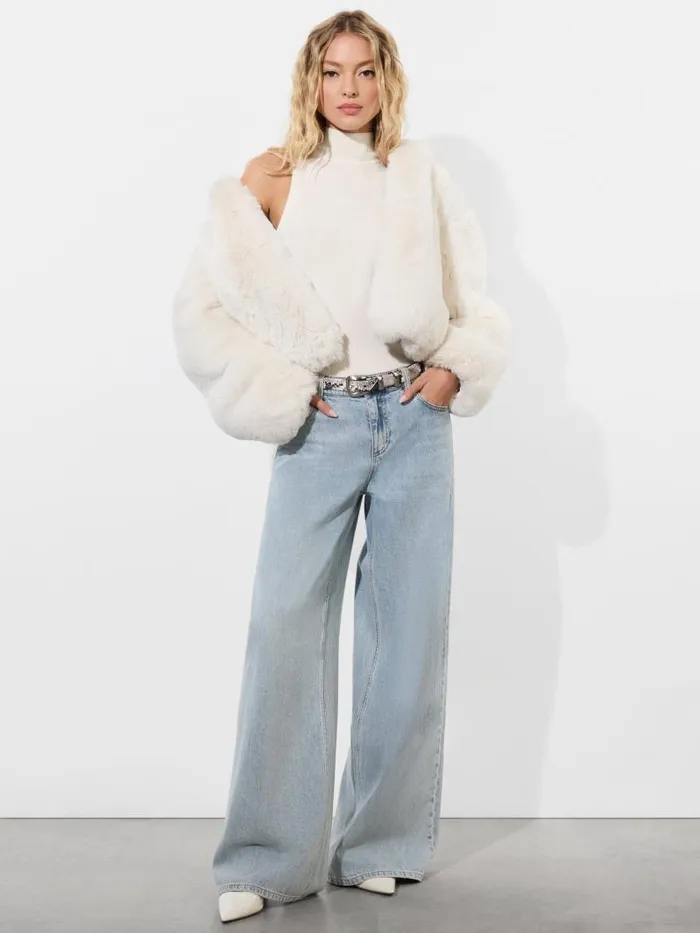 Alice Olivia ROWE CROPPED FAUX FUR BOMBER JACKET WITH HOOD Off White Women Jackets Coats