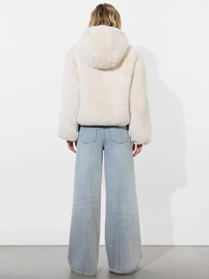 Alice Olivia ROWE CROPPED FAUX FUR BOMBER JACKET WITH HOOD Off White Women Jackets Coats