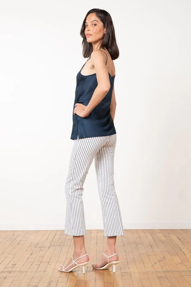 Avenue Montaigne LEO Bistro Navy Women Pants Avenue Montaigne LEO Bistro Navy Women Pants