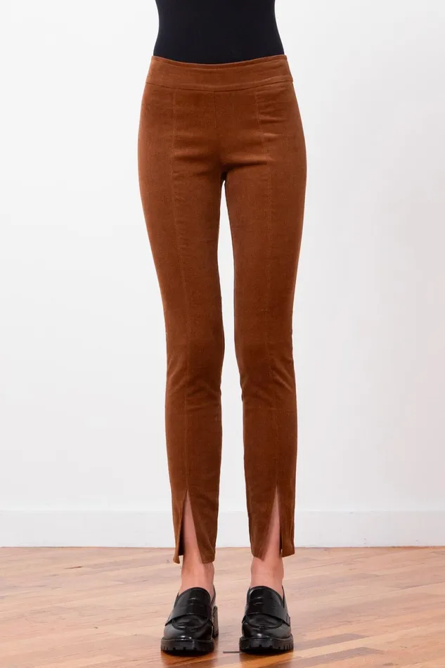 Avenue Montaigne MAX Fine Corduroy Cognac Women Pants Avenue Montaigne MAX Fine Corduroy Cognac Women Pants