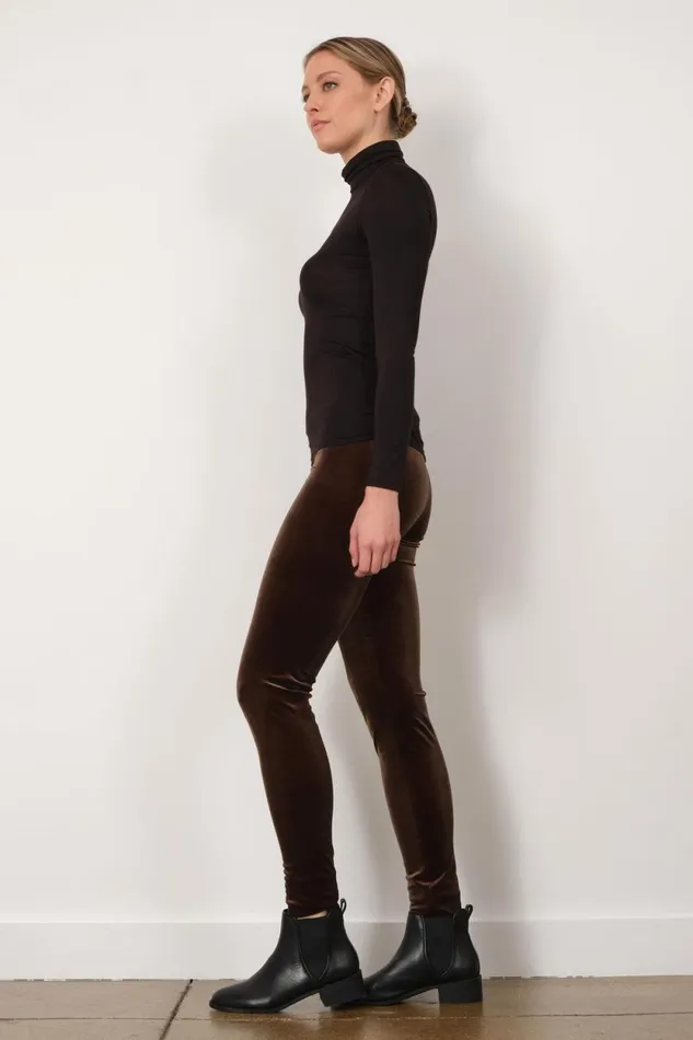 Avenue Montaigne PULL ON SKINNY Velvet Olive Women Pants Avenue Montaigne PULL ON SKINNY Velvet Olive Women Pants