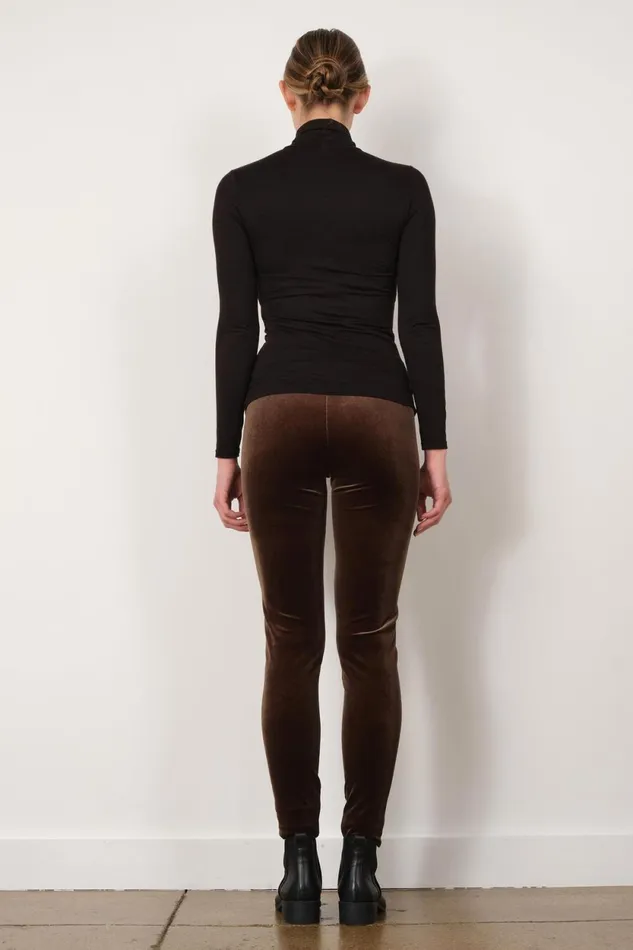 Avenue Montaigne PULL ON SKINNY Velvet Olive Women Pants Avenue Montaigne PULL ON SKINNY Velvet Olive Women Pants