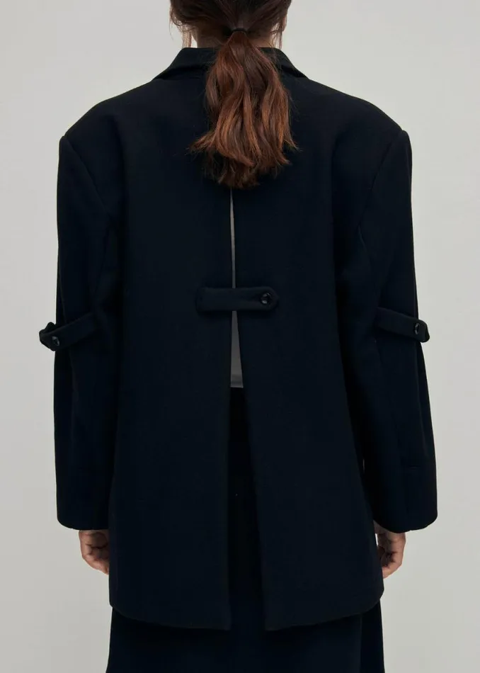 Blazers Vests Women ALOHAS Amber Black Blazer