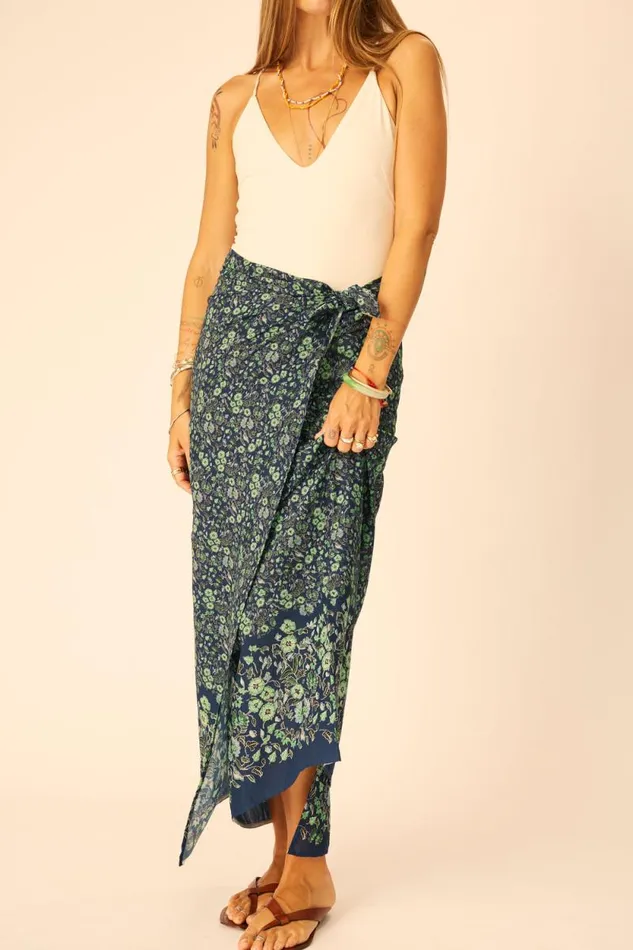 Bottoms Shop Natalie Martin SARONGSCARF Petite Fleur Marine