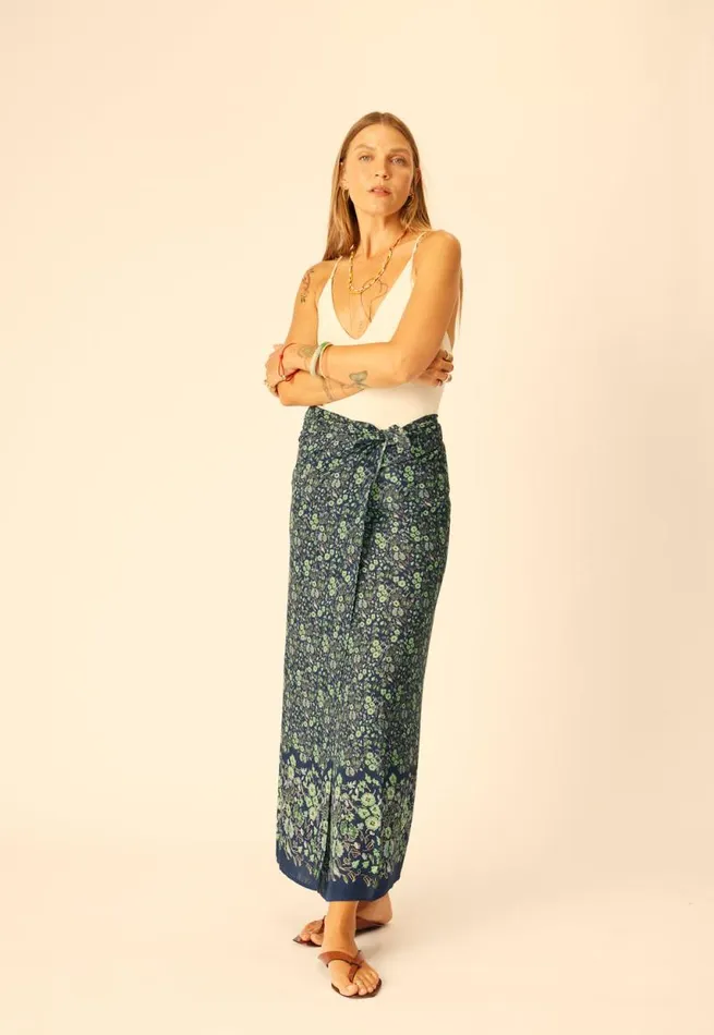 Bottoms Shop Natalie Martin SARONGSCARF Petite Fleur Marine
