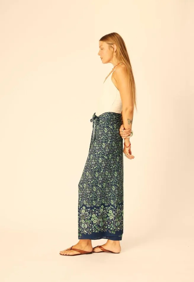 Bottoms Shop Natalie Martin SARONGSCARF Petite Fleur Marine