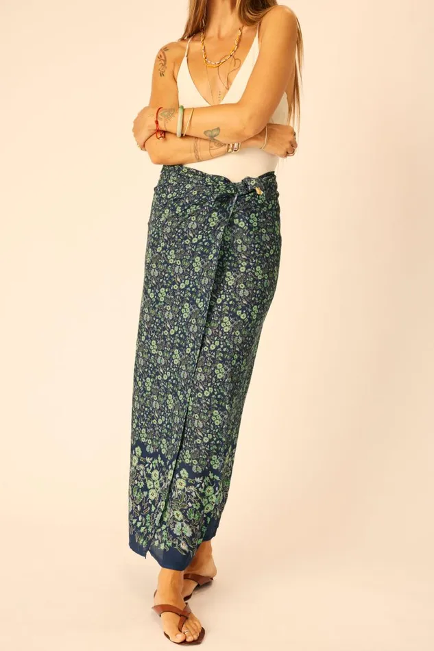 Bottoms Shop Natalie Martin SARONGSCARF Petite Fleur Marine