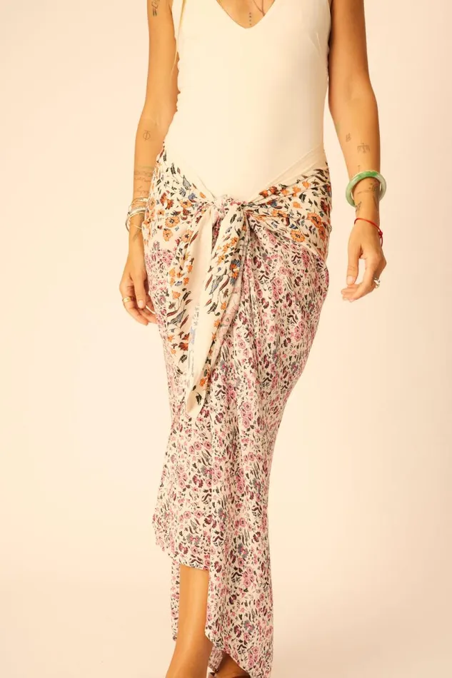 Bottoms Shop Natalie Martin SARONGSCARF Petite Fleur Rose