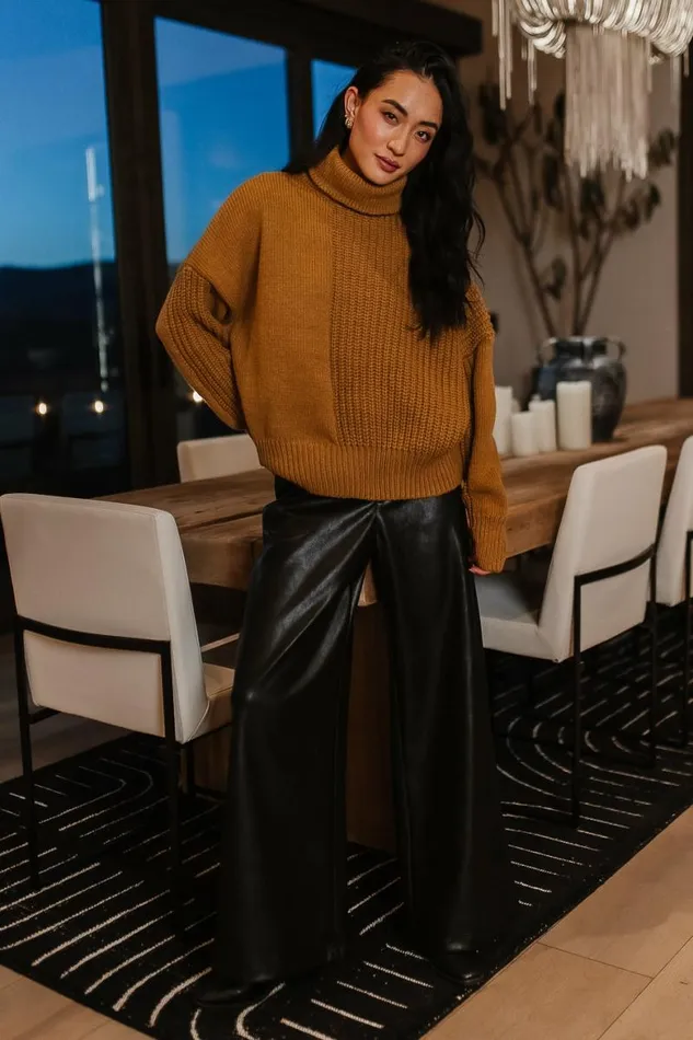 Catherine Turtleneck Sweater In Brown Brown Women Bohme Tops