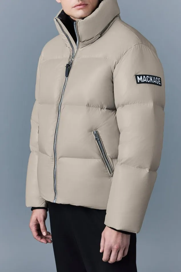Downs and Parkas Men Mackage KENTZ Lustrous Down Jacket With Hood White