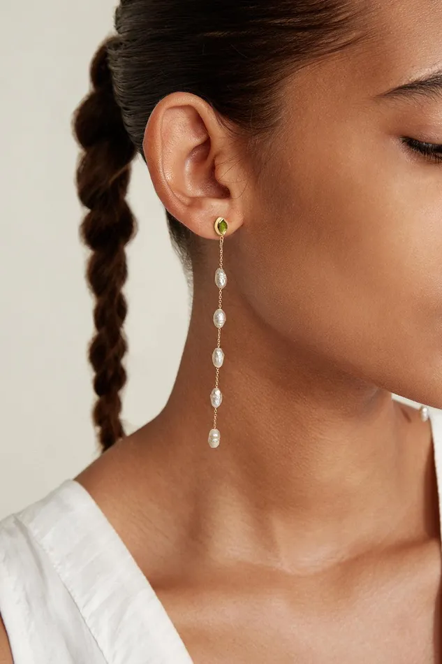 Gwen Tiered Pearl Earrings Peridot Women Chan Luu Earrings
