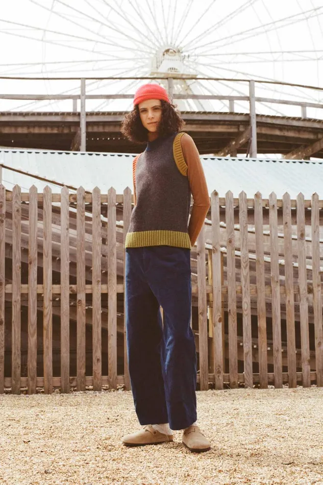 Ives Vest Womens LF Markey Tops
