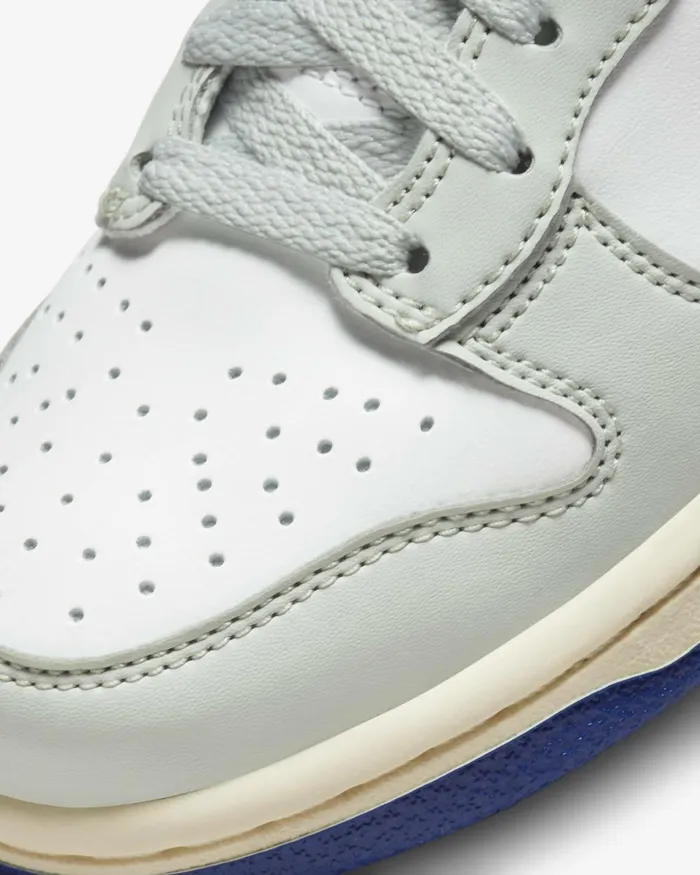 Kids Nike All Shoes Dunk High SE Summit Whitedeep Royal Bluelight Silverbaltic Blue