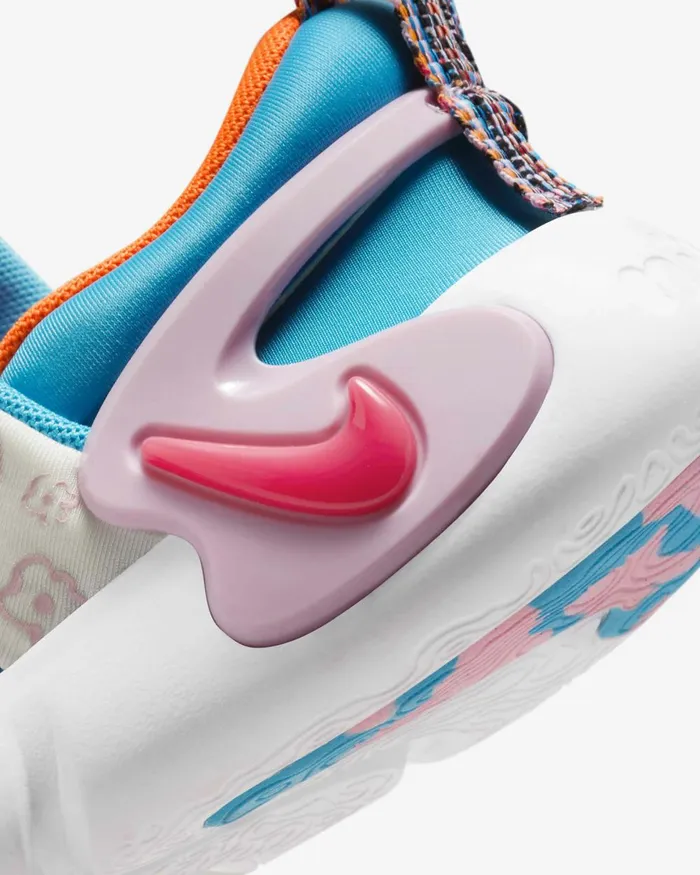 Kids Nike Younger Kids 3 8211 7 Years Dynamo Go SE Sailmedium Soft Pinklight Fusion Red