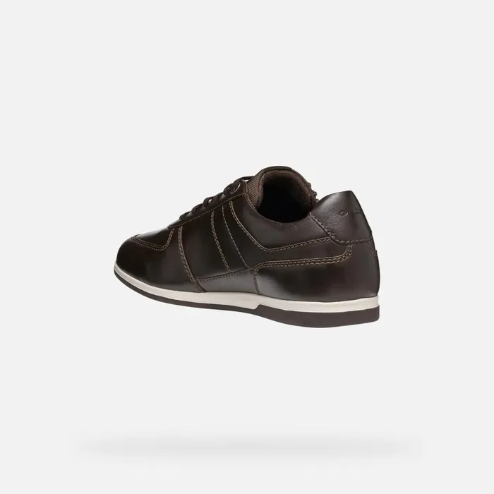 Man Geox Sneakers RENAN MAN Coffee Low Top Sneakers Coffee