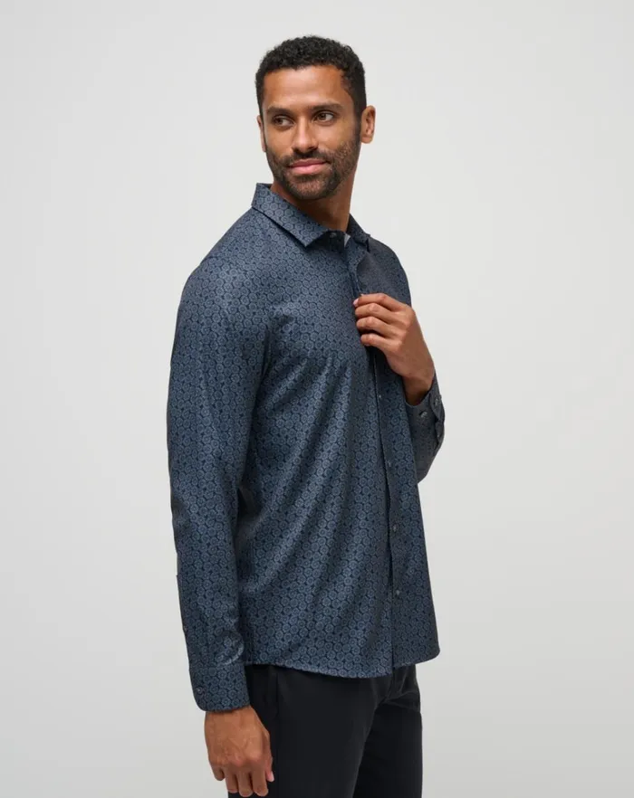 Men ButtonUps TravisMathew COUNTRY MILE LONG SLEEVE BUTTONUP Black