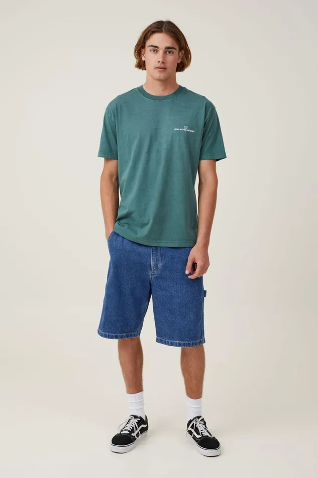 Men Graphic TShirts Cotton On Basquiat Loose Fit TShirt Lcn Bsq Pineneedle Greenportrait Of Hell
