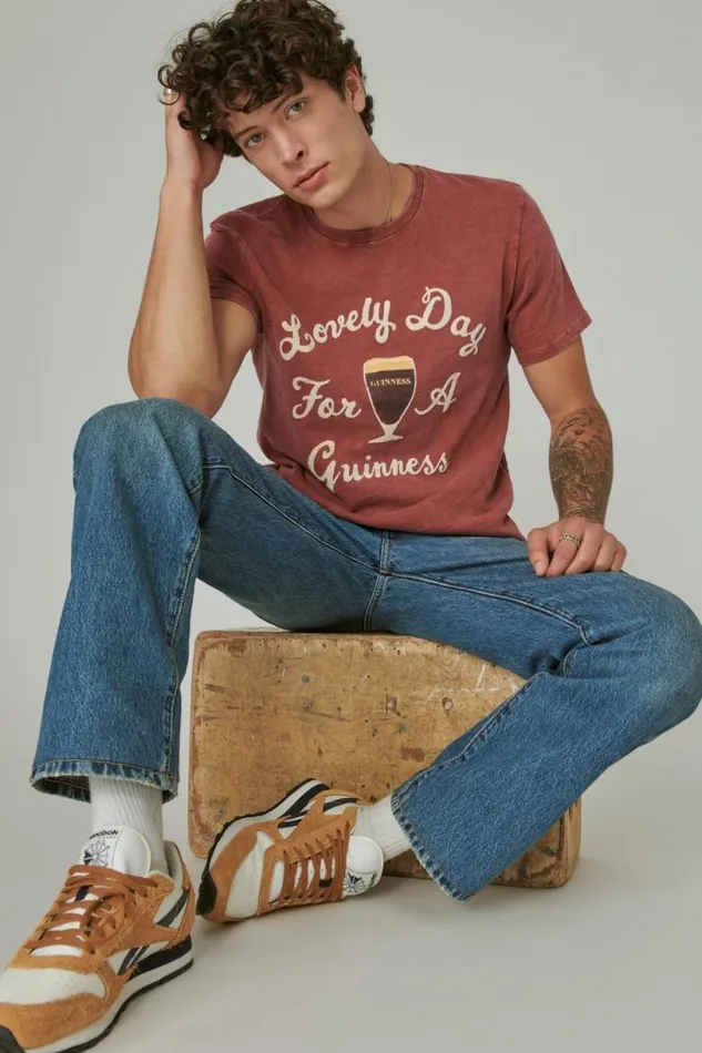 Men Lucky Brand Graphic Tees Guinness Lovely Day Tee Cordovan
