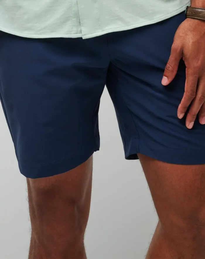 Men Shorts TravisMathew STRETCH COMFORT SHORT 75IN Total Eclipse Men Shorts TravisMathew STRETCH COMFORT SHORT 75IN Total Eclipse