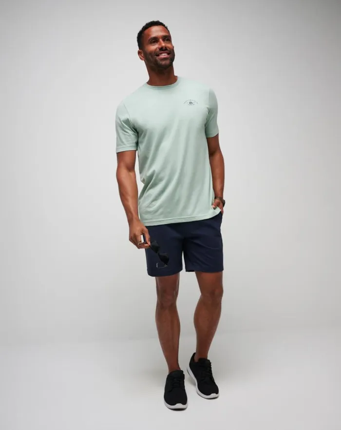 Men Shorts TravisMathew STRETCH COMFORT SHORT 75IN Total Eclipse Men Shorts TravisMathew STRETCH COMFORT SHORT 75IN Total Eclipse