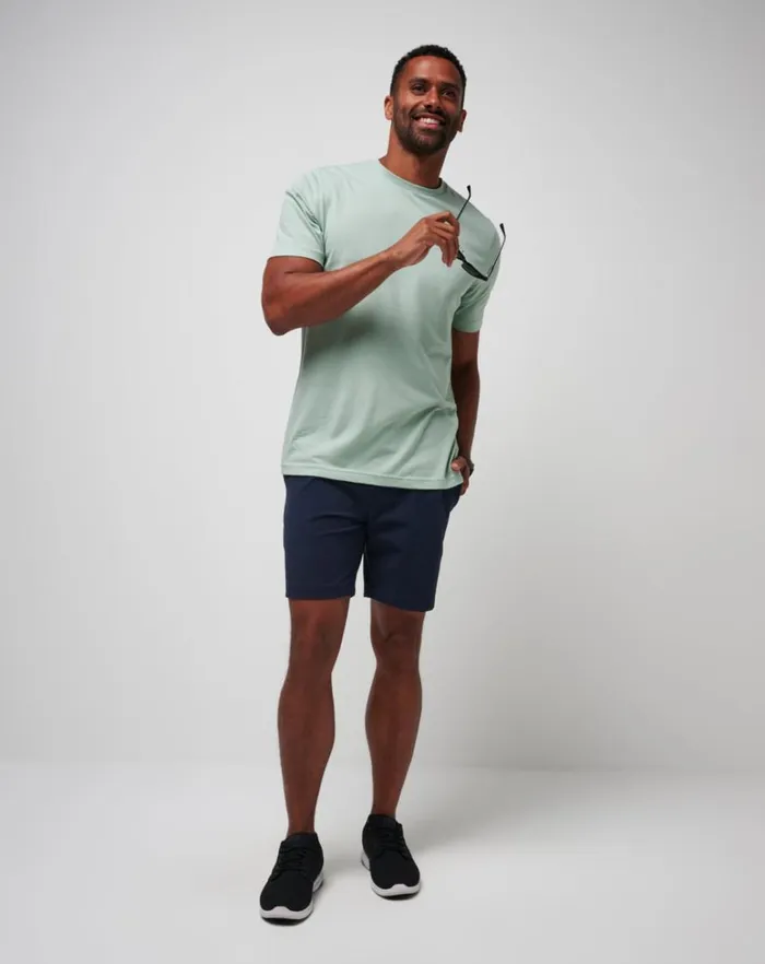 Men Shorts TravisMathew STRETCH COMFORT SHORT 75IN Total Eclipse Men Shorts TravisMathew STRETCH COMFORT SHORT 75IN Total Eclipse