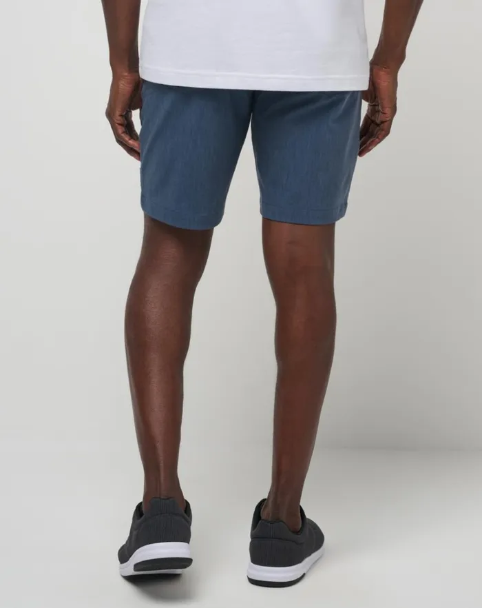 Men Shorts TravisMathew TECH CHINO POCKET SHORT 8IN Heather Total Eclipse