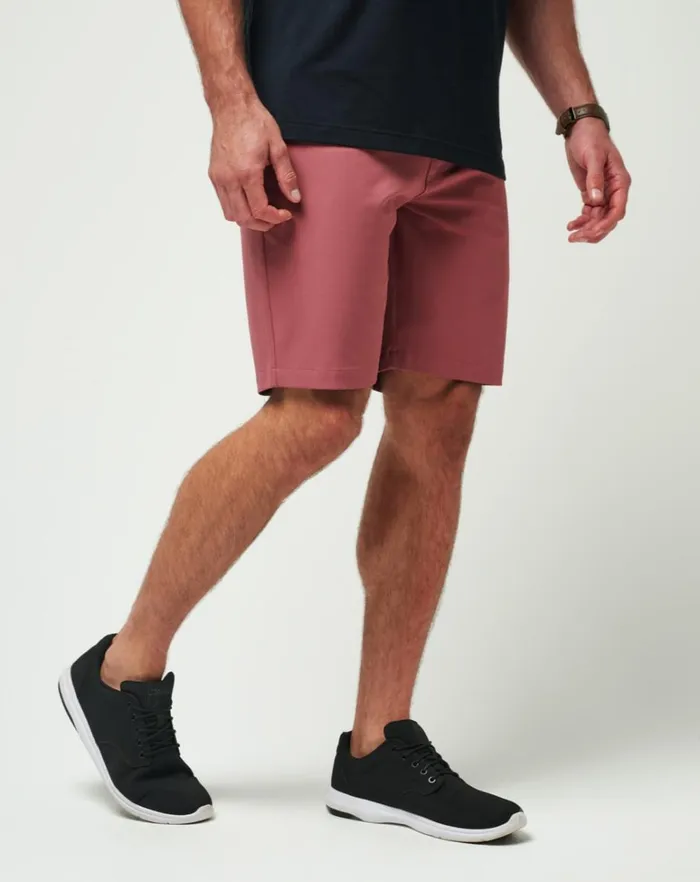 Men Shorts TravisMathew WANDERLUST SHORT 9IN Roan Rouge Men Shorts TravisMathew WANDERLUST SHORT 9IN Roan Rouge