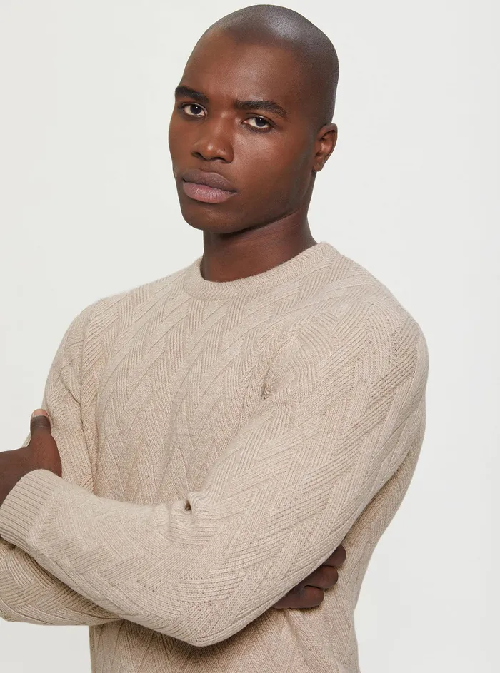 Men Sweaters and Knits GUESS Beige Simon Weave Knit Jumper Men Sweaters and Knits GUESS Beige Simon Weave Knit Jumper