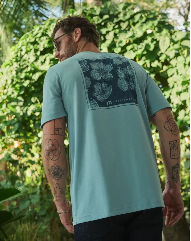 Men Tees TravisMathew CATAMARAN COAST TEE Cameo