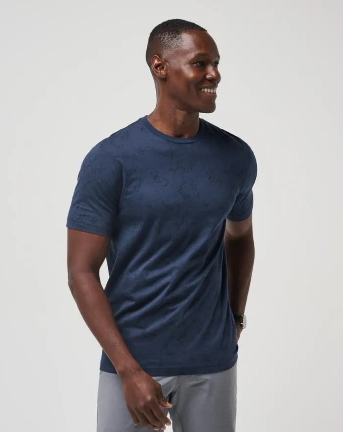 Men Tees TravisMathew WARMER TIDES TEE Total Eclipse