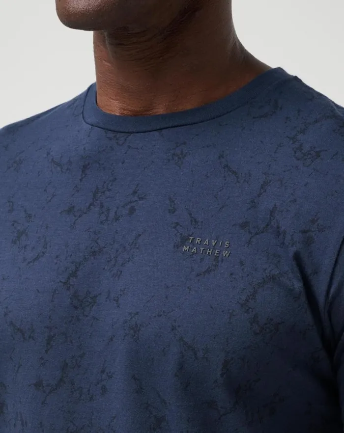Men Tees TravisMathew WARMER TIDES TEE Total Eclipse Men Tees TravisMathew WARMER TIDES TEE Total Eclipse