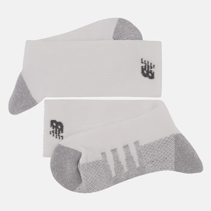 MenWomen Coolmax Crew Socks 2 Pack White New Balance Socks MenWomen Coolmax Crew Socks 2 Pack White New Balance Socks