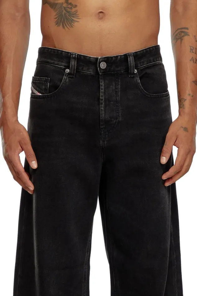 MenWomen Diesel Jeans Relaxed Jeans 2001 DMacro 09I35 Blackdark Grey MenWomen Diesel Jeans Relaxed Jeans 2001 DMacro 09I35 Blackdark Grey