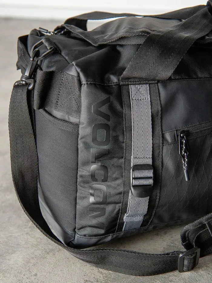 MensWomens Bags and Backpacks Volcom Outbound Duffel 8211 Black