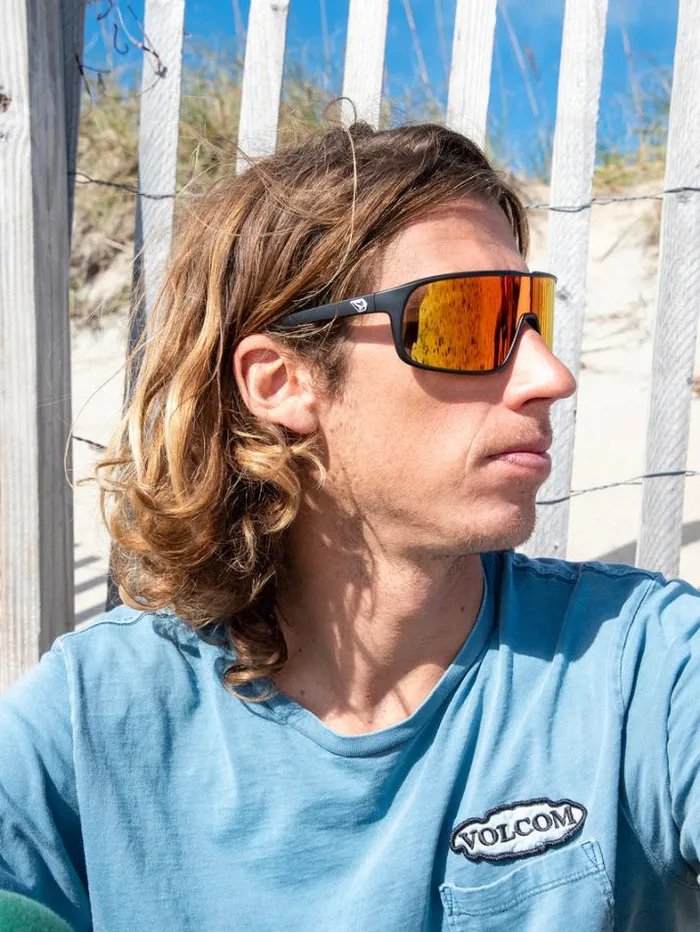 MensWomens Sunglasses Volcom Macho Sunglasses 8211 Matte BlackGray Red Chrome