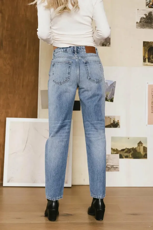 Michelle Straight Leg Jeans Medium Wash Women Bohme Denim