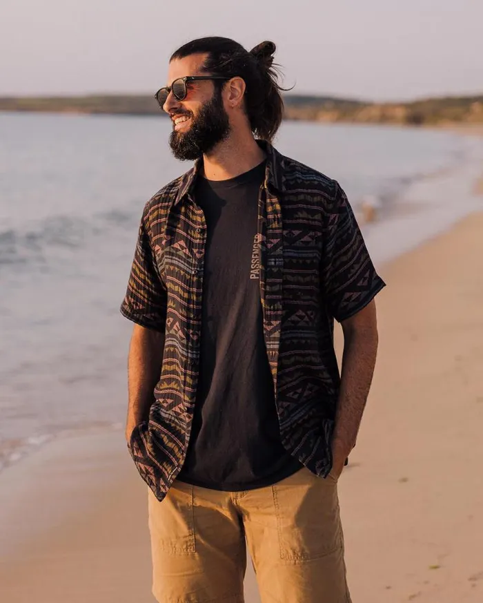 Passenger Clothing Chill Organic Cotton Jacquard Short Sleeve Shirt Black Geo Pattern Men Shirts