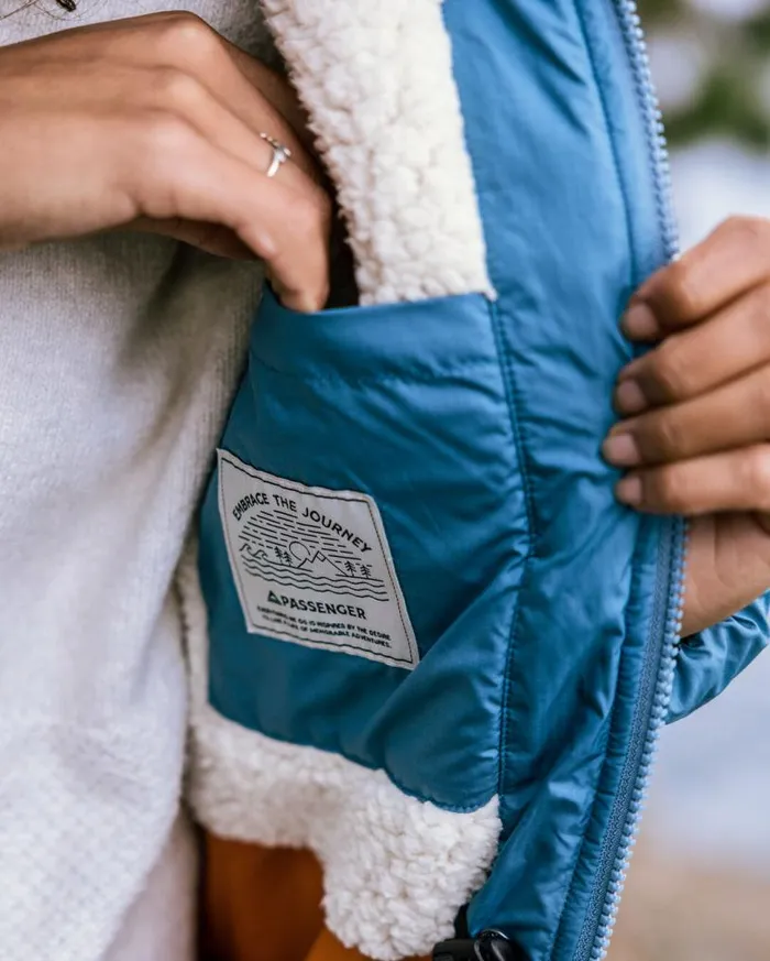 Passenger Clothing Kinsey Recycled 20 Jacket Washed Blue Women Jackets